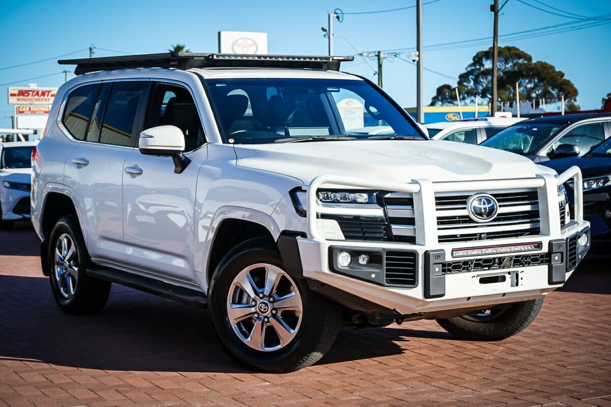 Toyota Landcruiser image 1