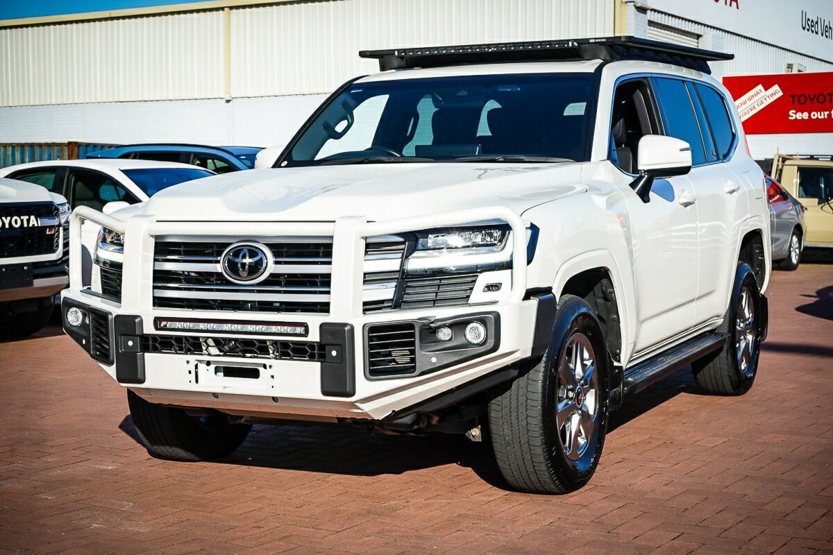 Toyota Landcruiser image 4