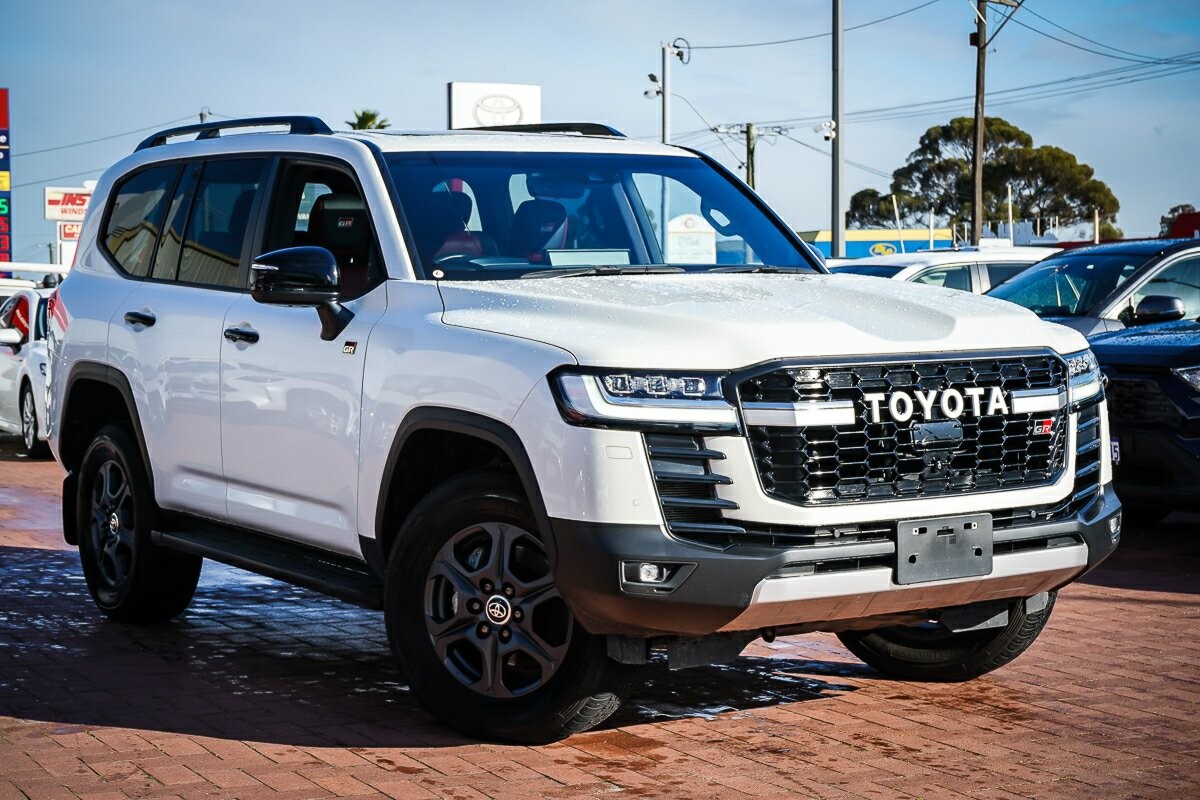Toyota Landcruiser image 1