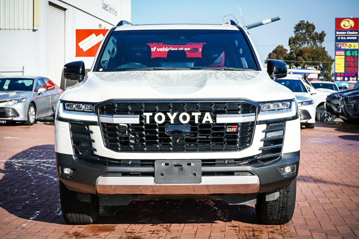 Toyota Landcruiser image 3