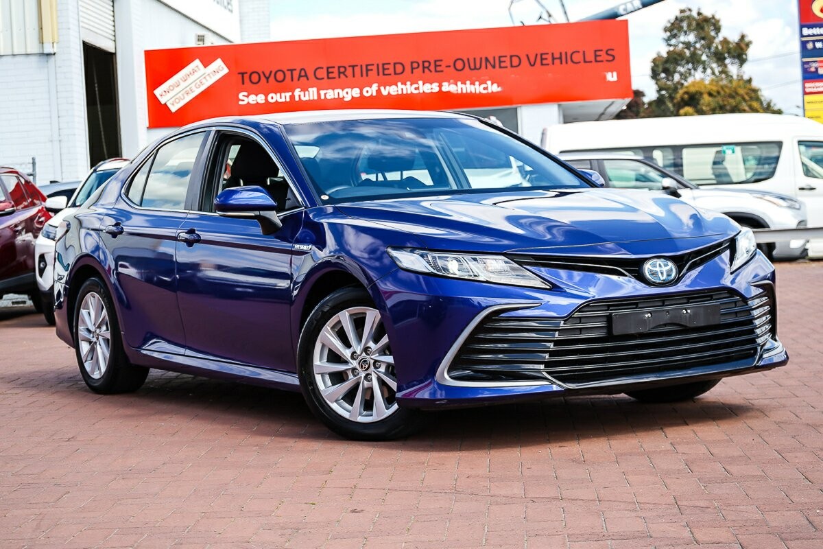 Toyota Camry image 1