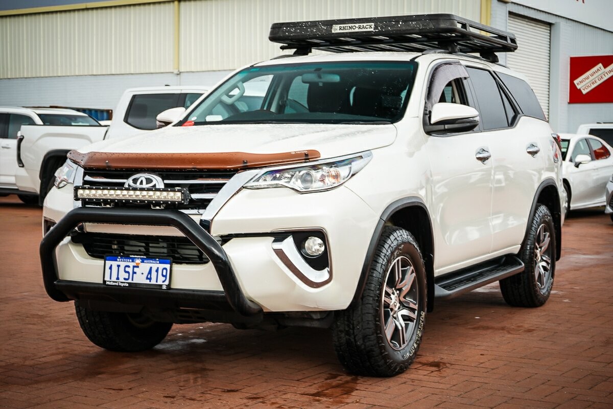 Toyota Fortuner image 4
