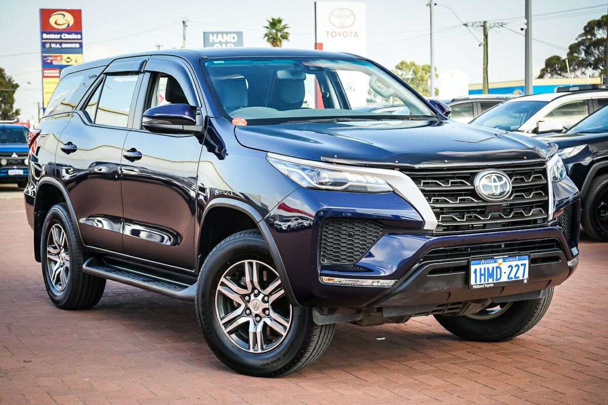 Toyota Fortuner image 1