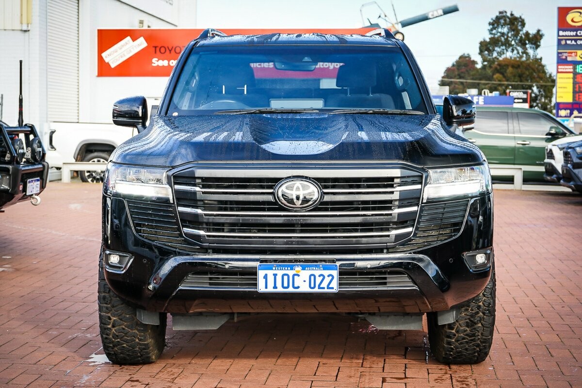 Toyota Landcruiser image 3