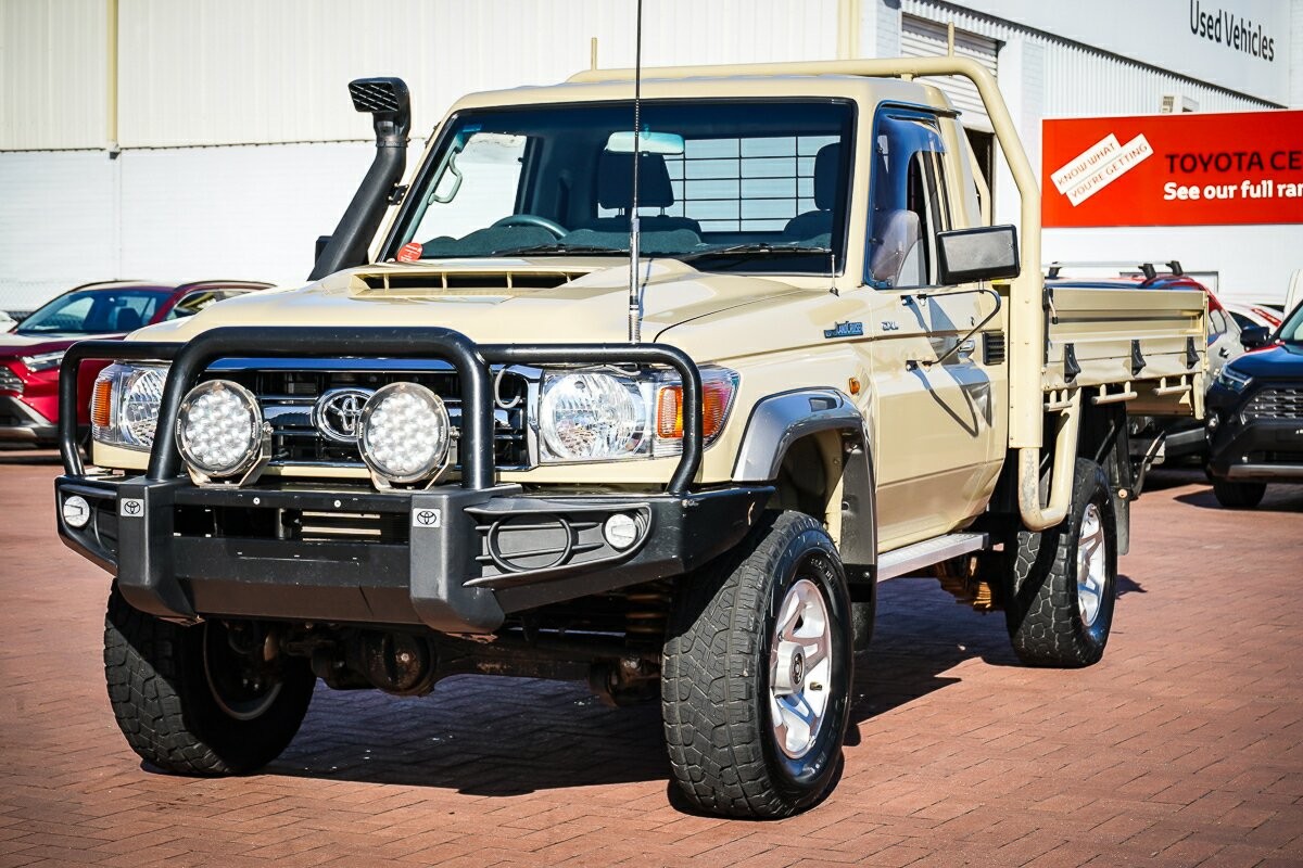 Toyota Landcruiser image 4