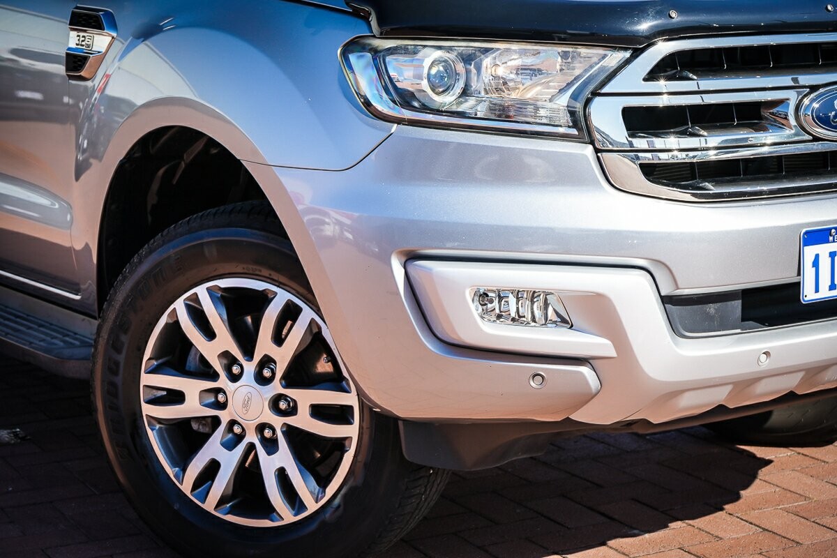 Ford Everest image 2
