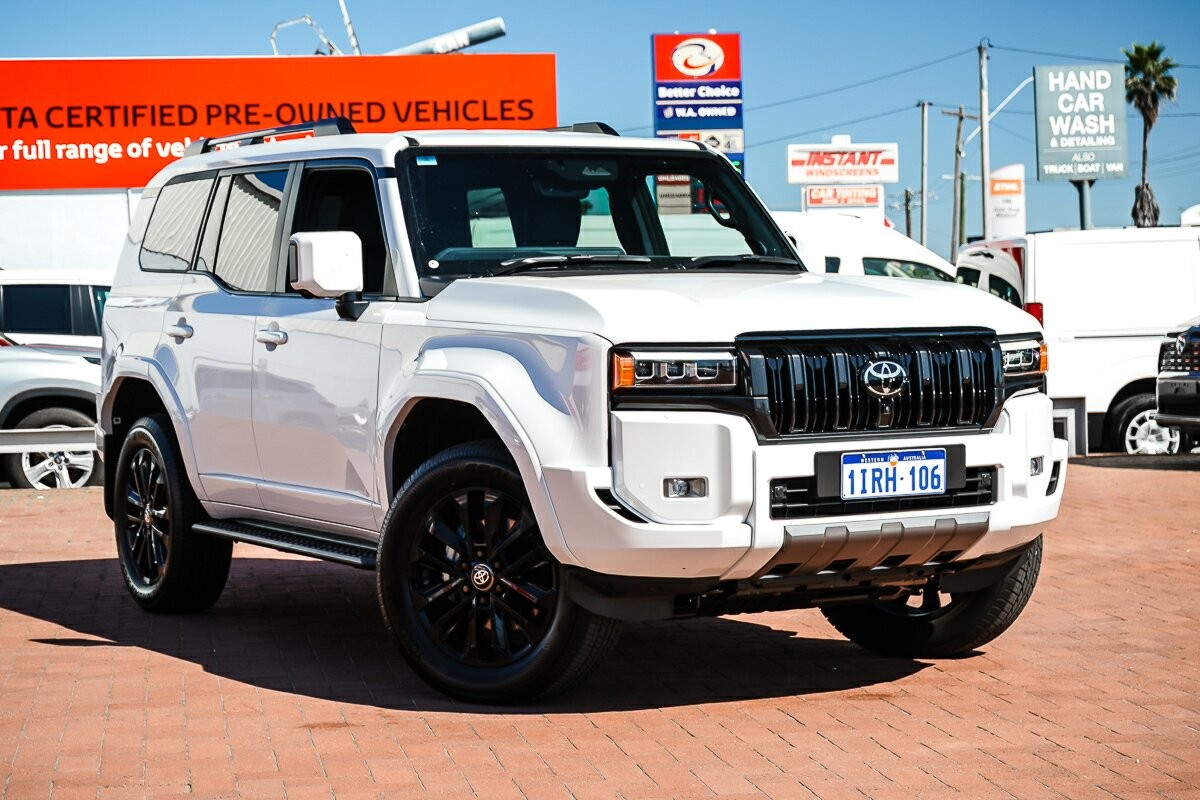 Toyota Landcruiser Prado image 1