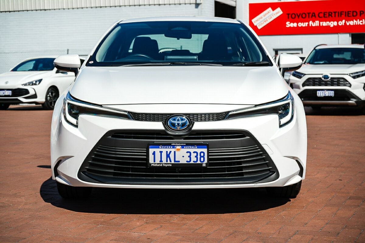 Toyota Corolla image 3