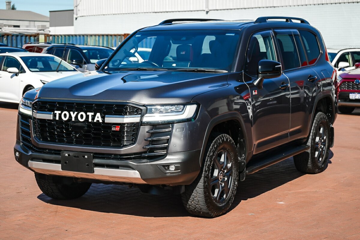 Toyota Landcruiser image 4