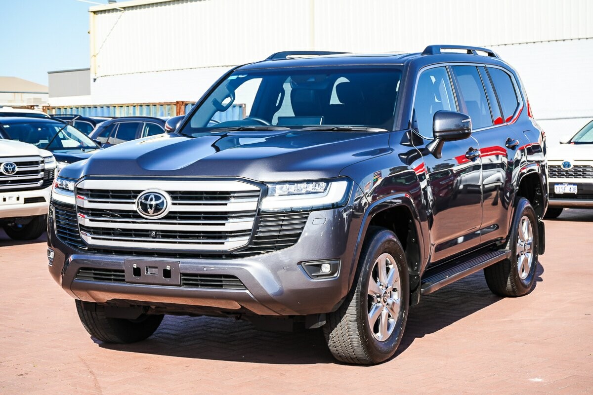 Toyota Landcruiser image 4