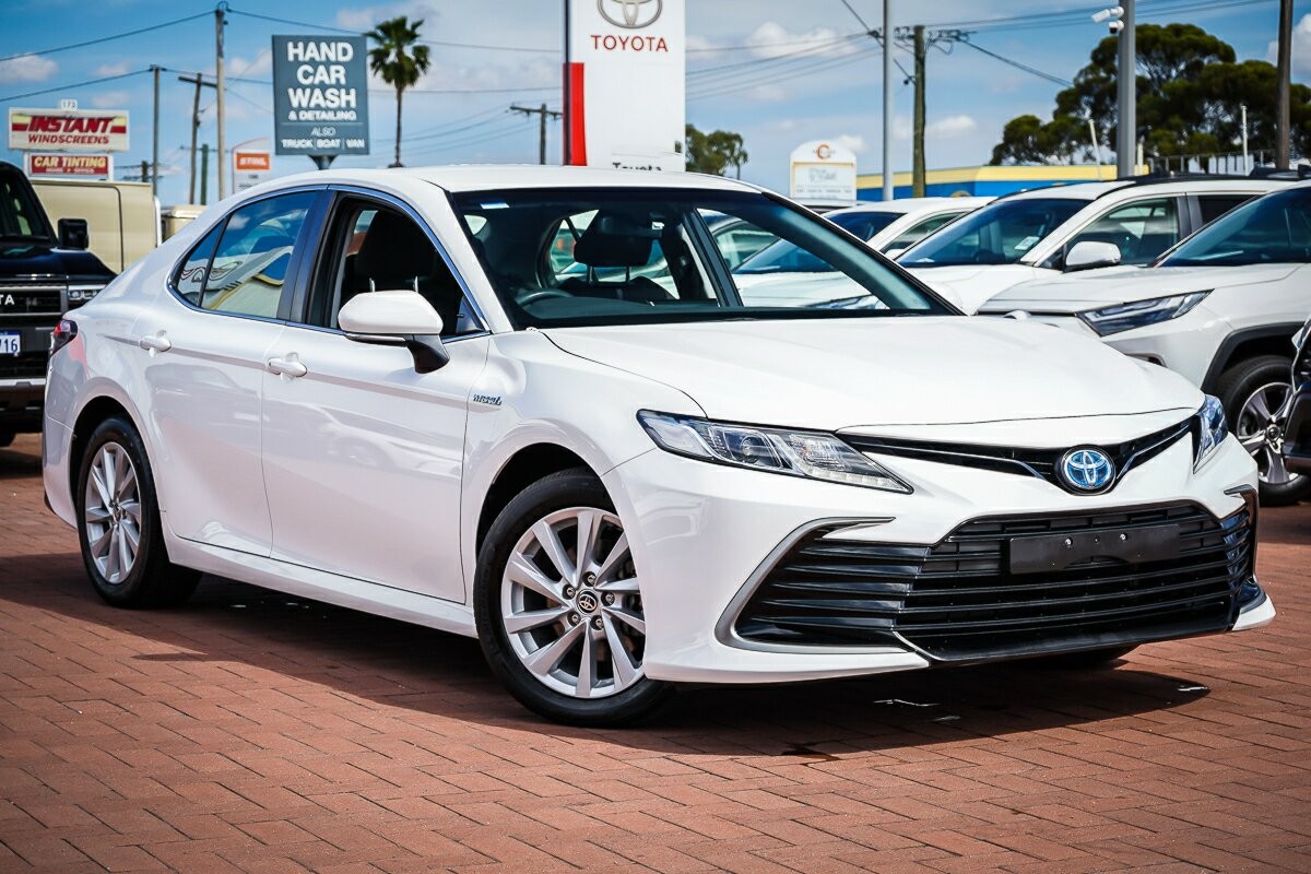 Toyota Camry image 1