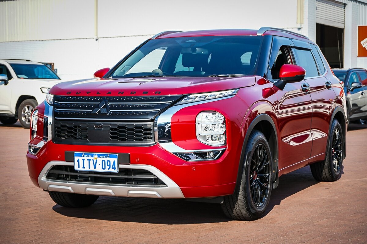 Mitsubishi Outlander image 4