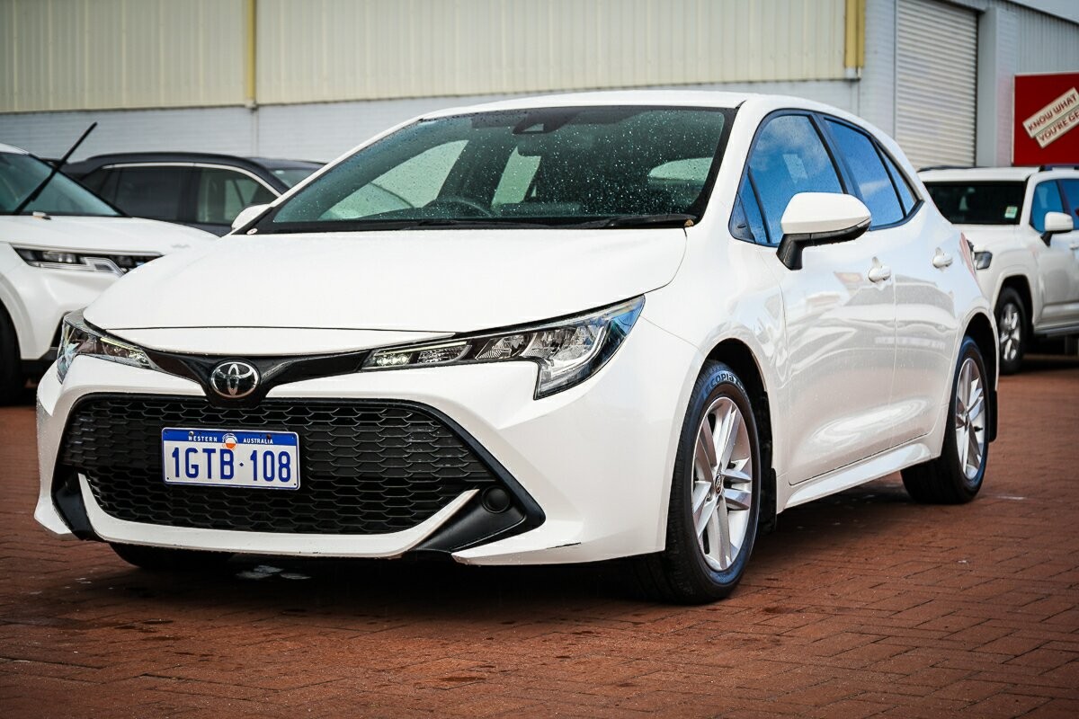 Toyota Corolla image 4