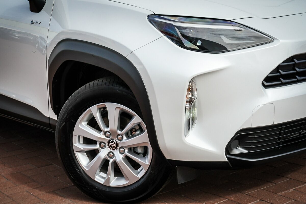 Toyota Yaris Cross image 2
