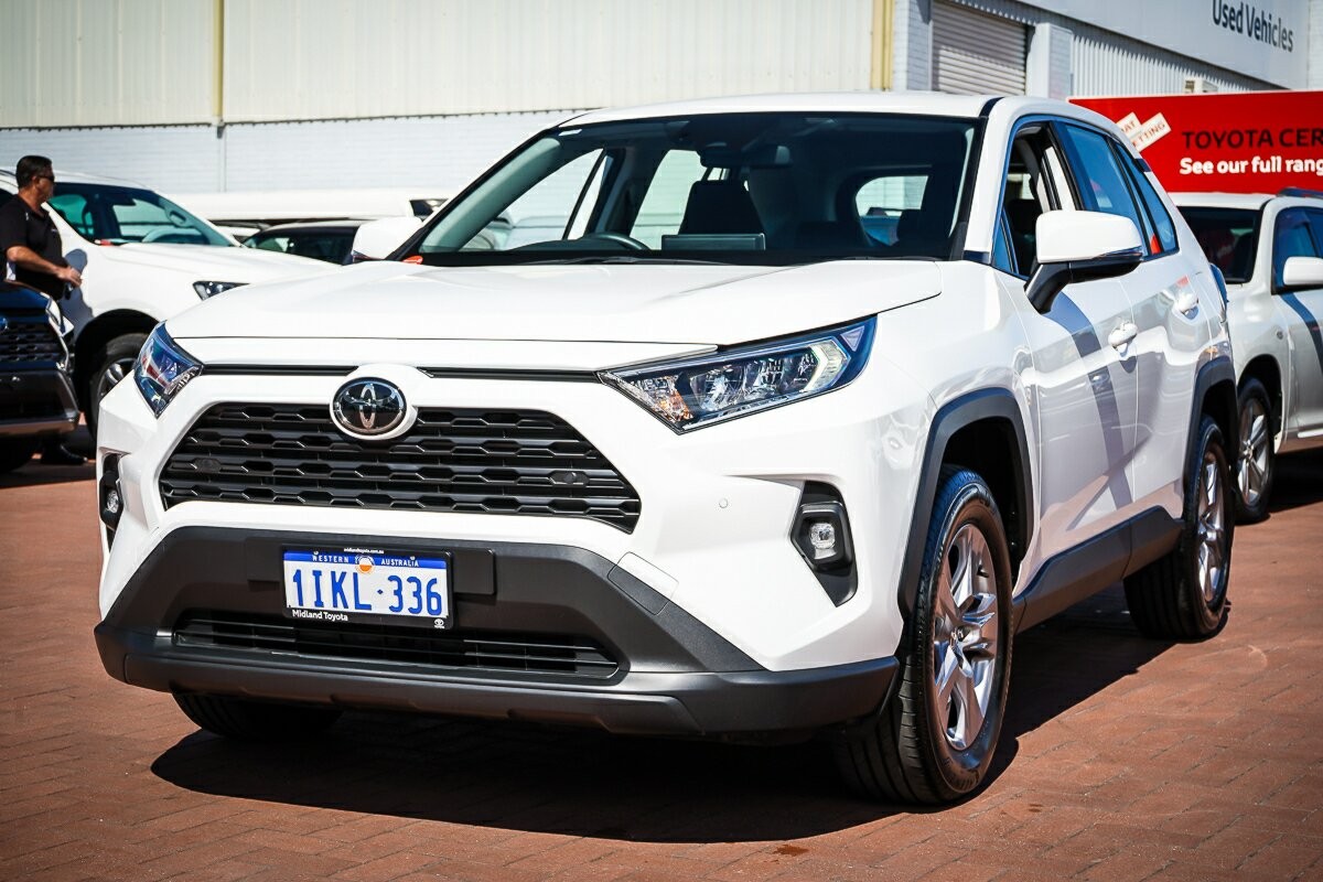 Toyota Rav4 image 4