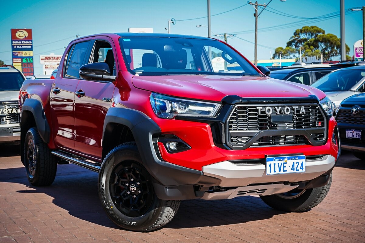 Toyota Hilux image 1
