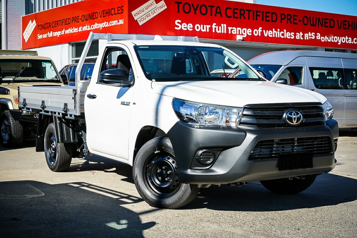 Toyota Hilux image 1