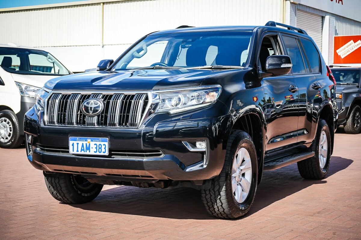 Toyota Landcruiser Prado image 4