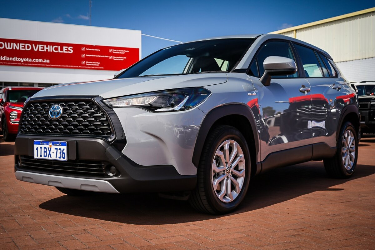 Toyota Corolla Cross image 4