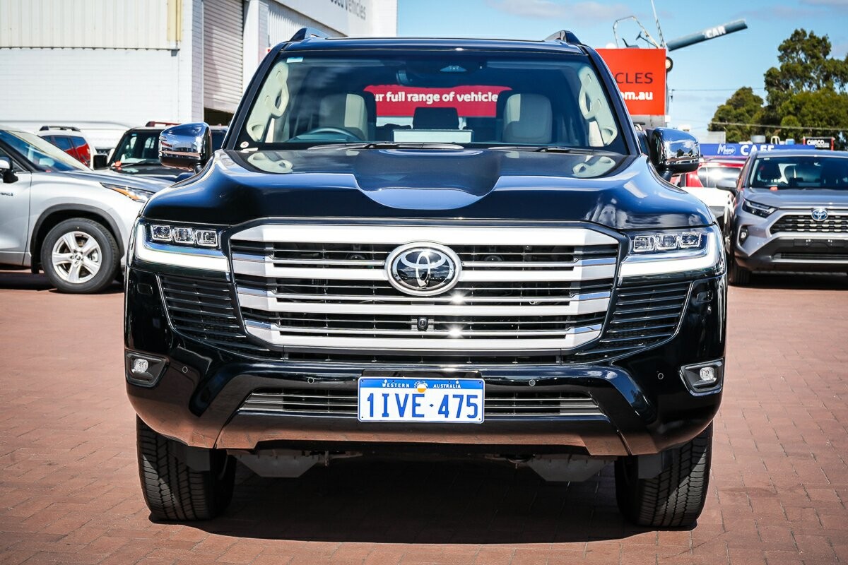 Toyota Landcruiser image 3