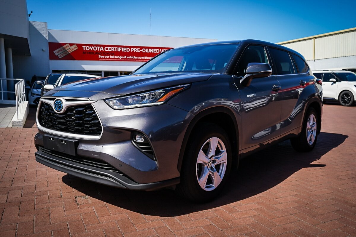 Toyota Kluger image 4