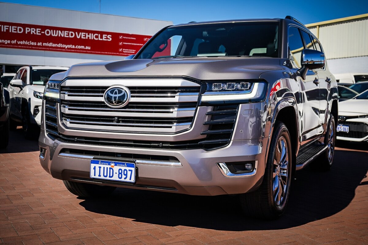 Toyota Landcruiser image 4