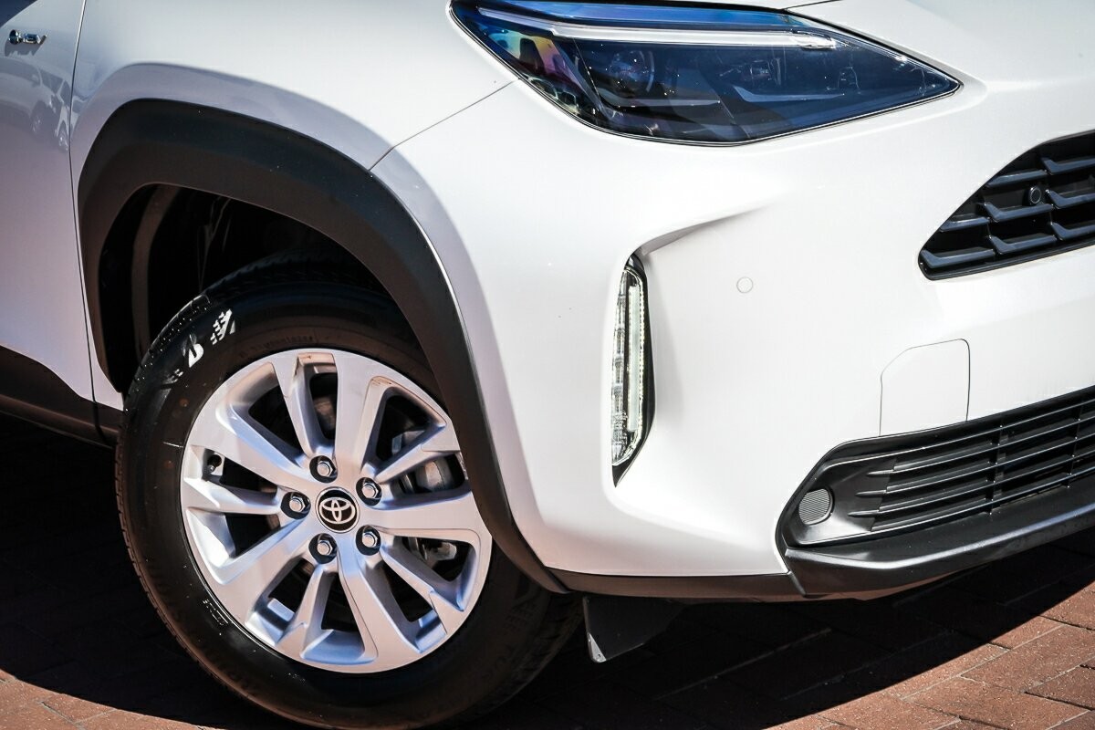 Toyota Yaris Cross image 2