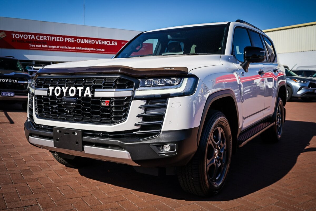 Toyota Landcruiser image 4