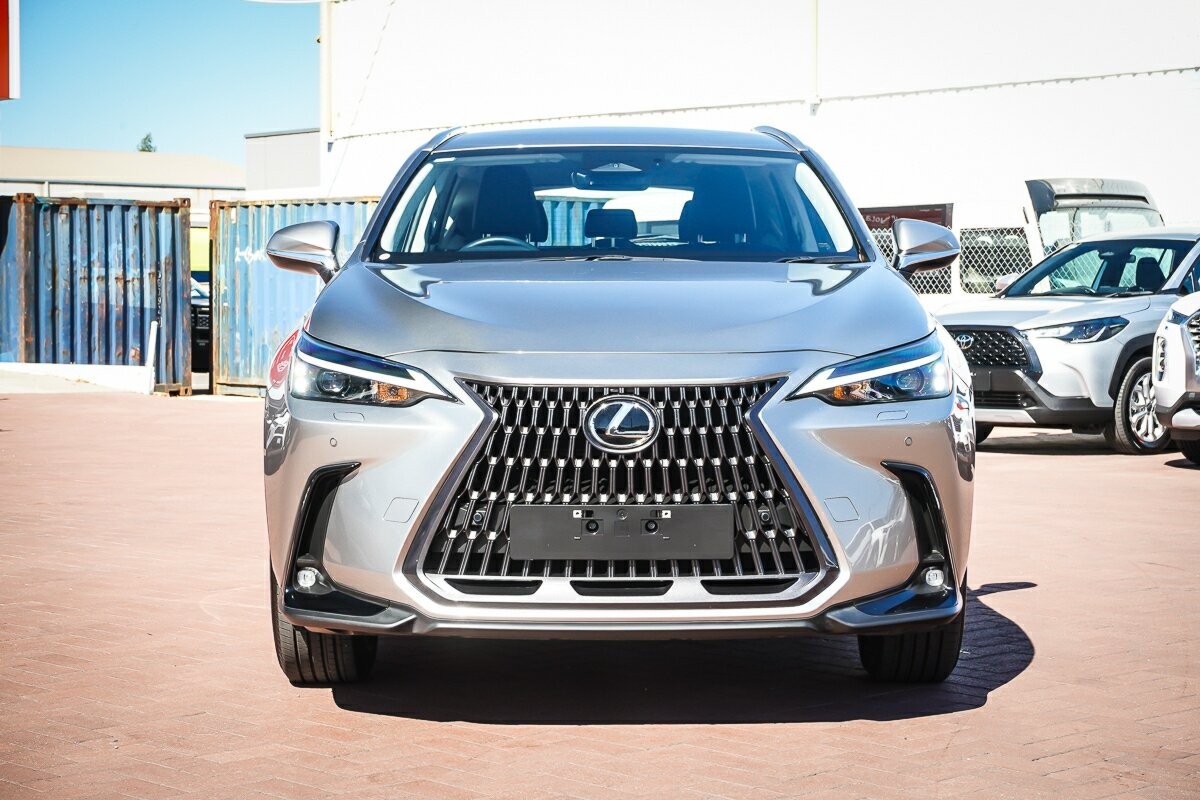 Lexus Nx image 3