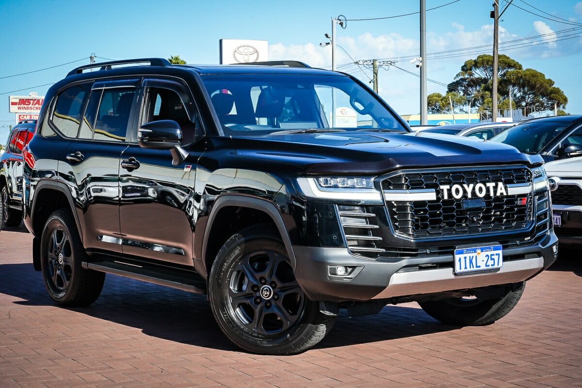 Toyota Landcruiser image 1