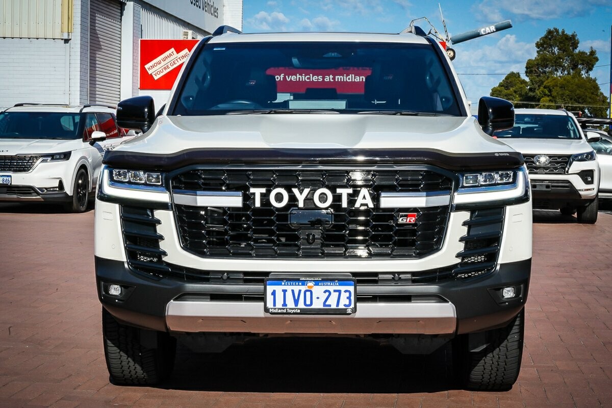 Toyota Landcruiser image 3