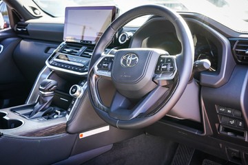 https://vehicle-cdn.autoleague.cloud/28166_6511951_17.jpg