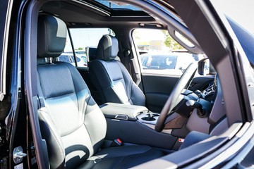 https://vehicle-cdn.autoleague.cloud/28166_6511951_18.jpg