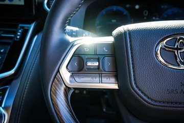 https://vehicle-cdn.autoleague.cloud/28166_6511951_19.jpg