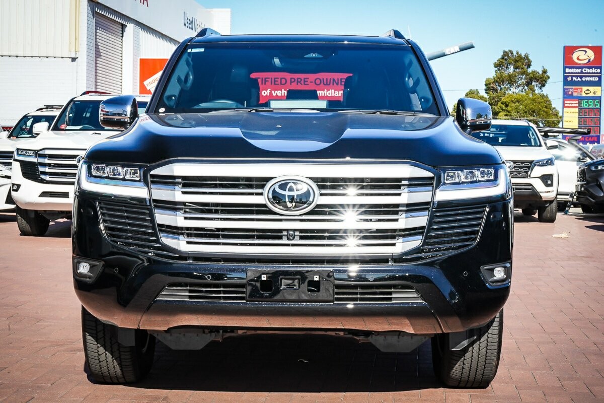 Toyota Landcruiser image 3