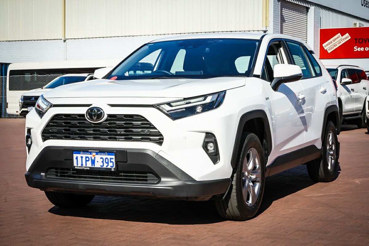Toyota Rav4 image 4