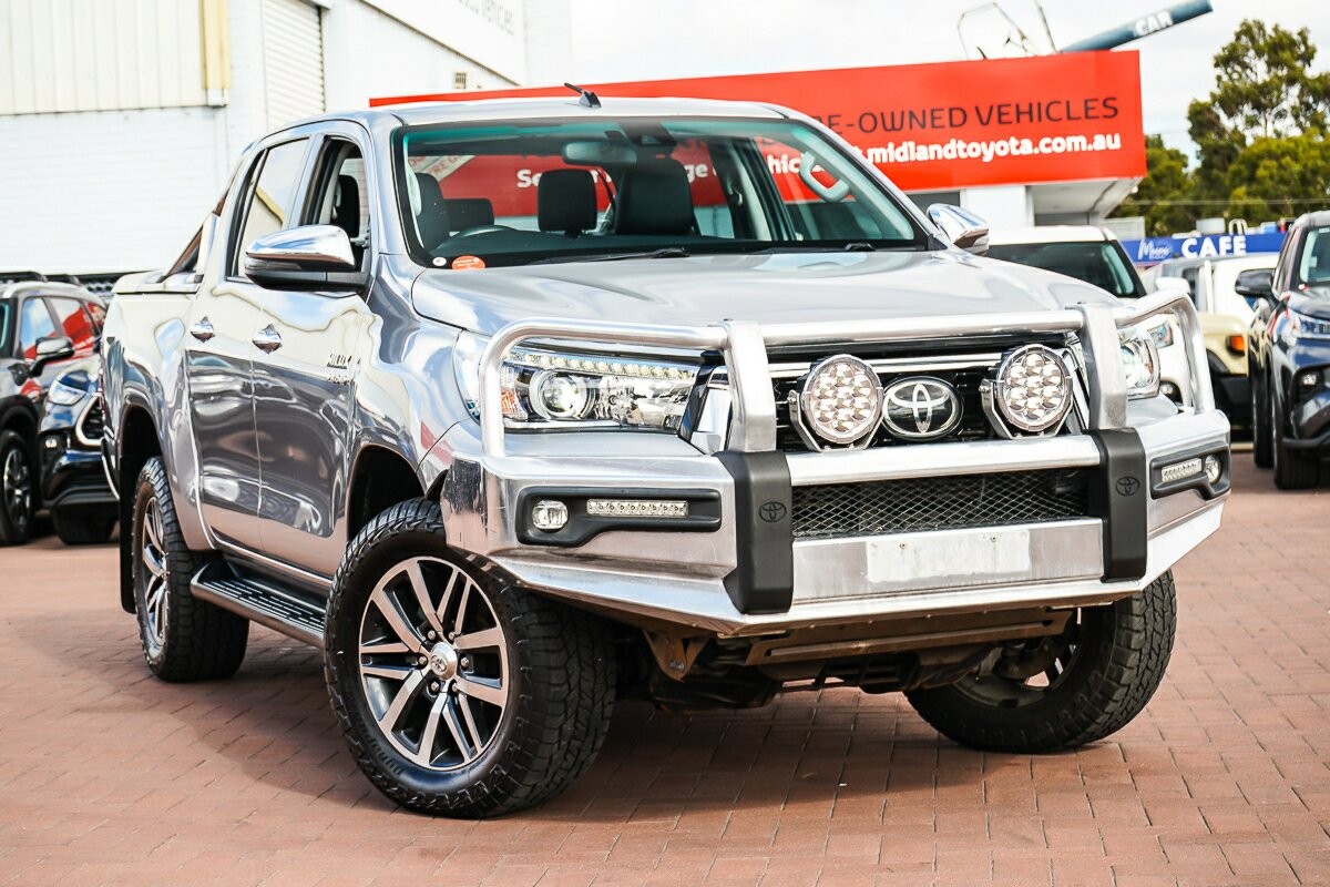 Toyota Hilux image 1