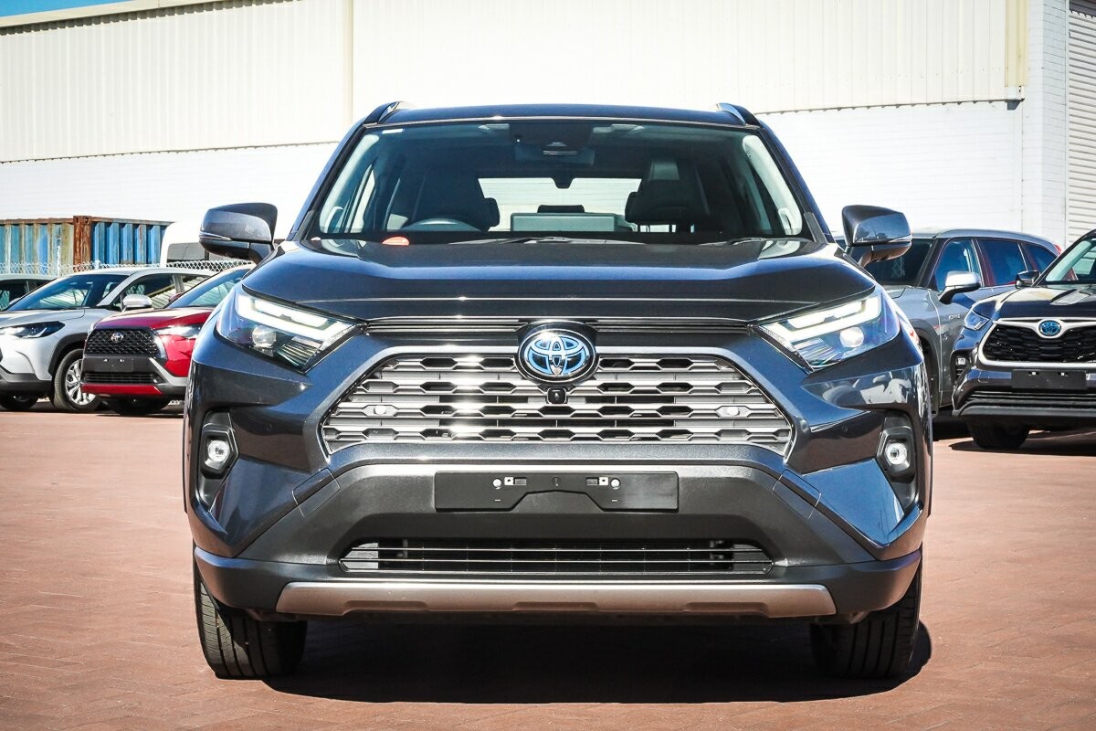 Toyota Rav4 image 3