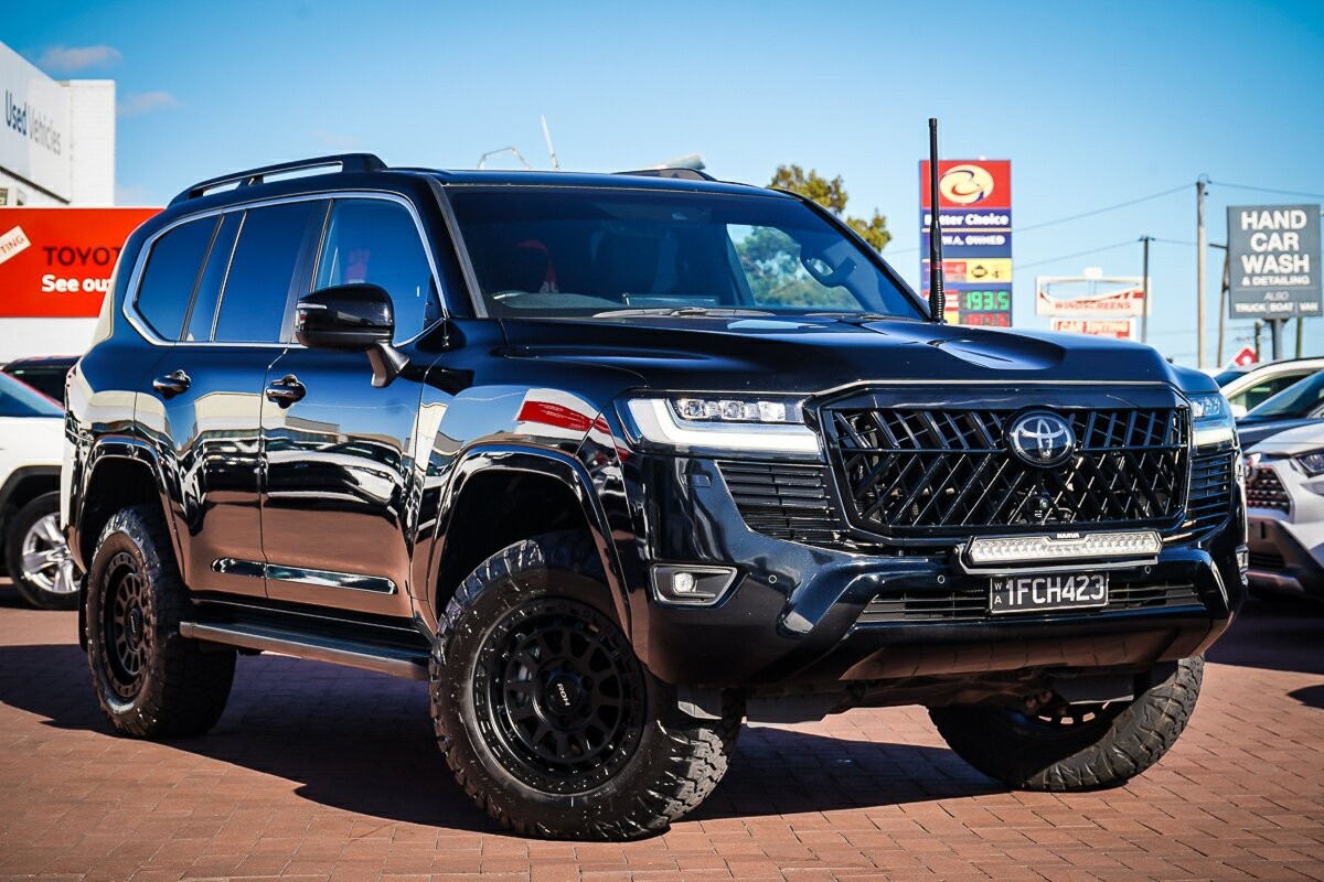 Toyota Landcruiser image 1