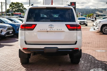 https://vehicle-cdn.autoleague.cloud/28166_6512017_7.jpg