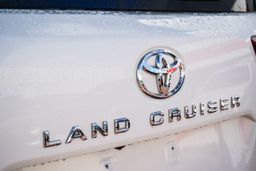 https://vehicle-cdn.autoleague.cloud/28166_6512017_9.jpg