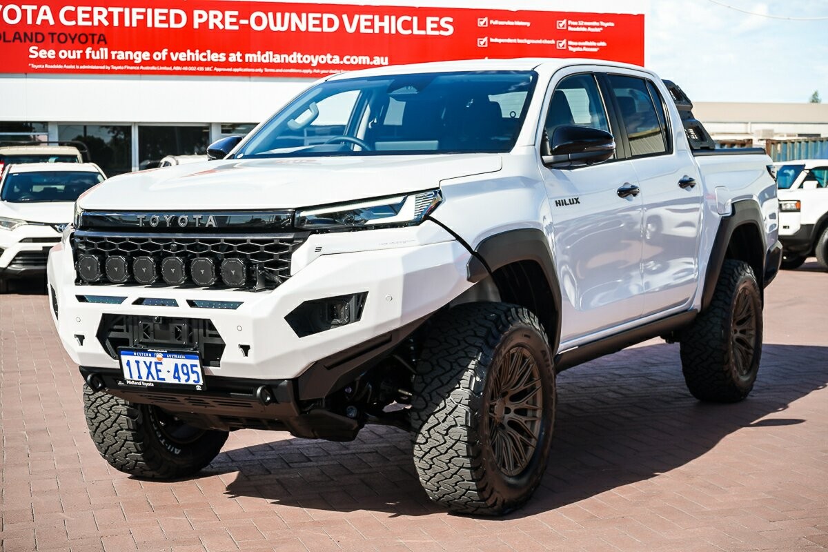 Toyota Hilux image 4