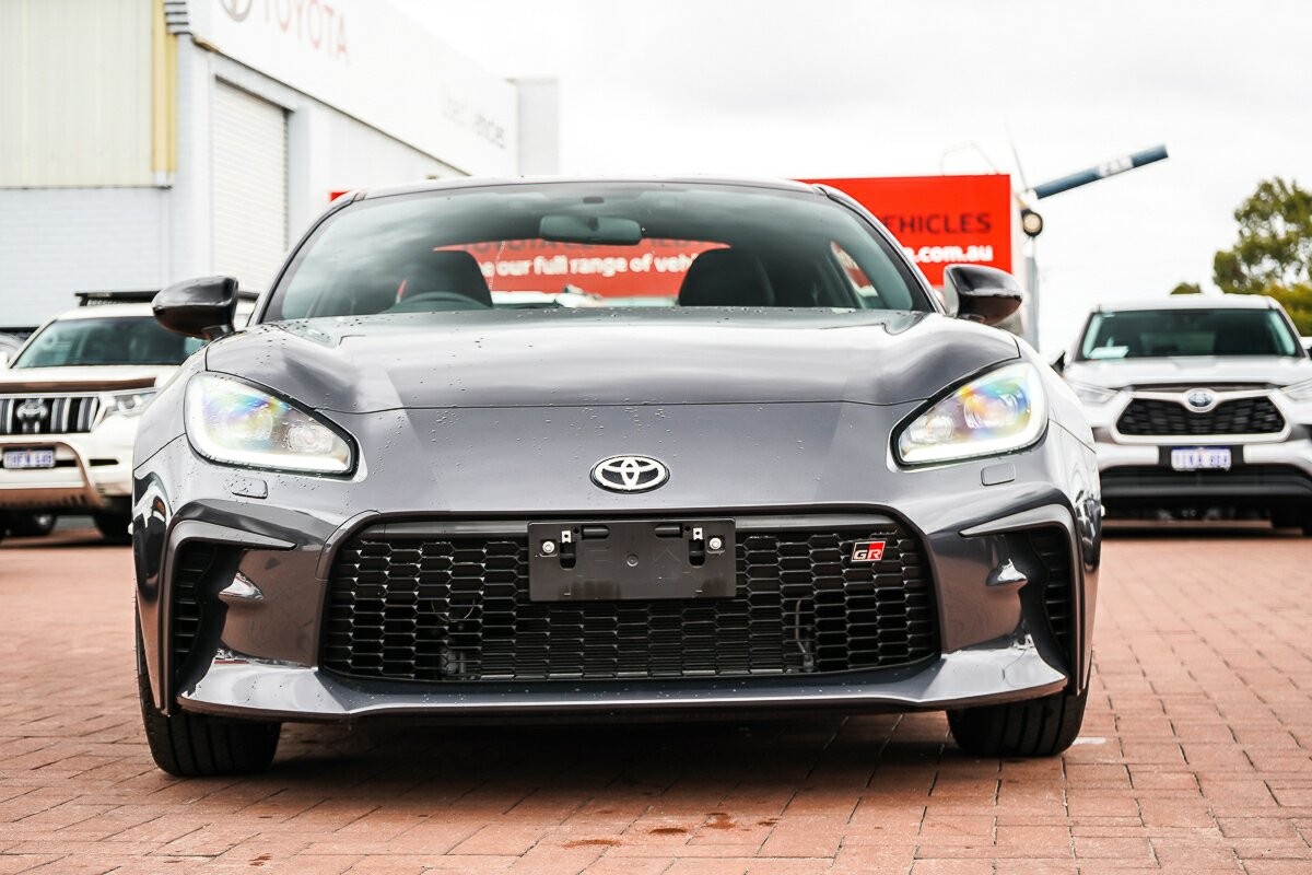 Toyota Gr86 image 3