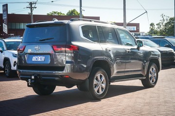 https://vehicle-cdn.autoleague.cloud/28166_6512041_7.jpg