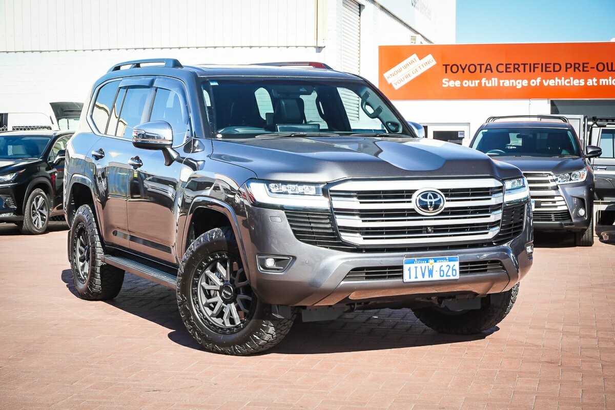 Toyota Landcruiser image 1