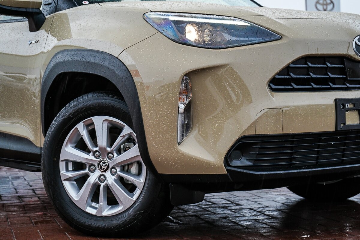 Toyota Yaris Cross image 2