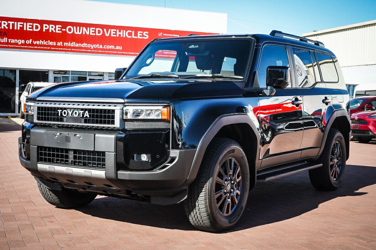 Toyota Landcruiser Prado image 4