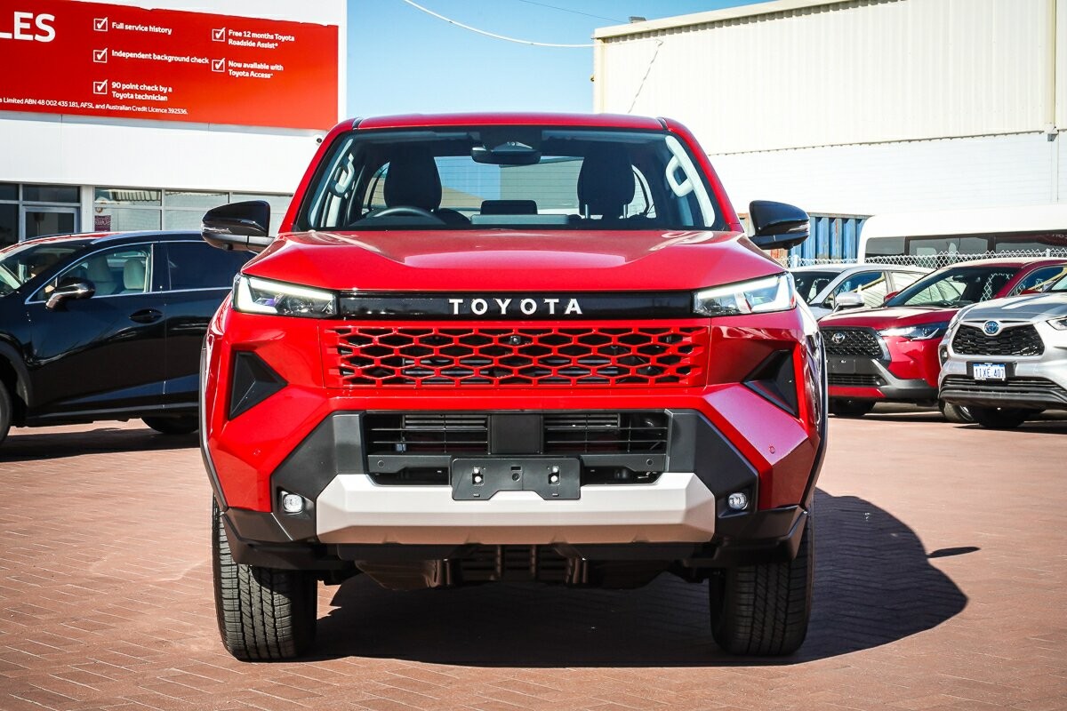 Toyota Hilux image 3