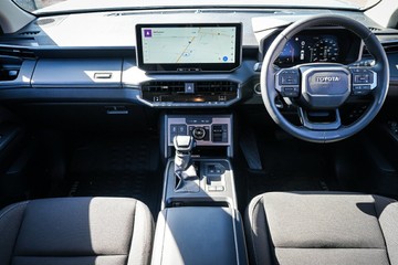 https://vehicle-cdn.autoleague.cloud/28166_6512092_13.jpg