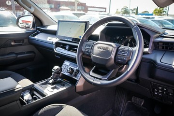 https://vehicle-cdn.autoleague.cloud/28166_6512092_17.jpg